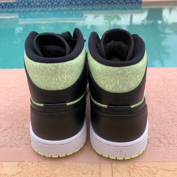 ‼️SOLD‼️ - Picture 5 of 6